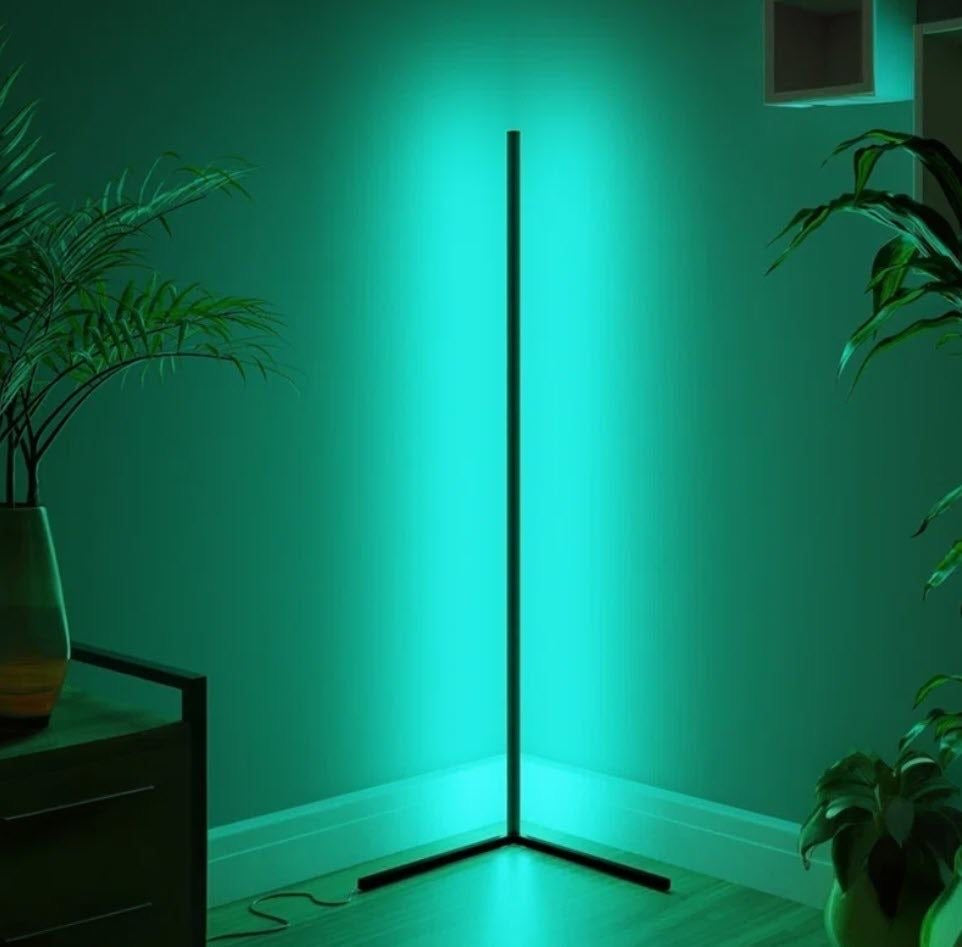 🌈 Lampe LED d’Ambiance RGB sur Pied